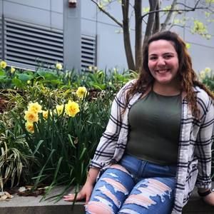 Meet your Posher, Ariana